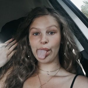 Meet your Posher, Ashlee